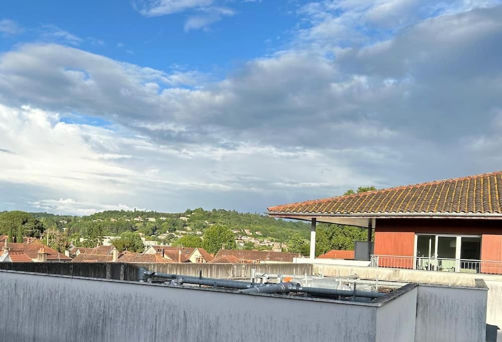 Appartement Cosy Agen Centre Avec Lit King Size Exterior foto